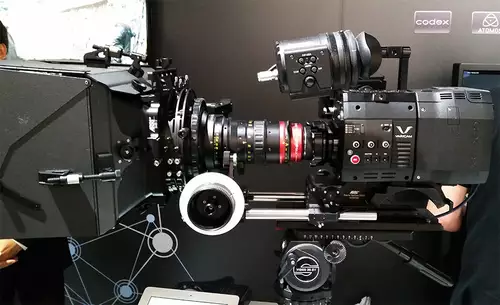 Panasonic VariCam Pure mit Codex-Recorder: kompaktere RAW-Option