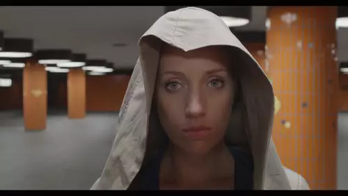 4K Cine, AVC-Intra 4:2:2 @24fps, ISO 5000, 172,8° bei ca 65 Lux Umgebungslicht
