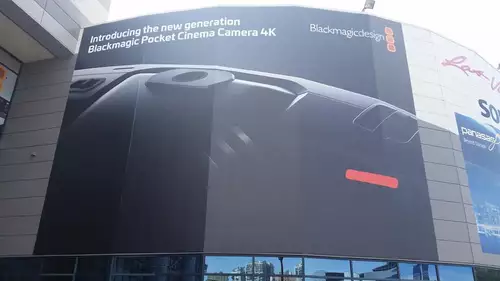 Blackmagic Pocket Cinema Camera 4K Plakat auf der NAB 2018