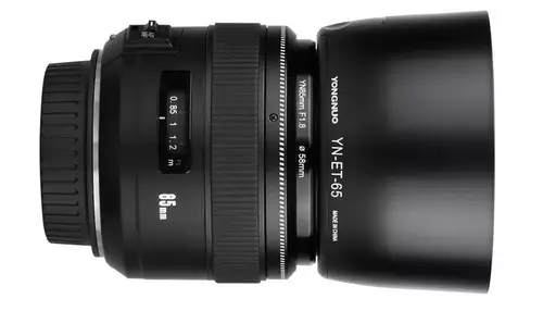Das YONGNUO 85mm f1.8 kostet mit Autofokus fr Canon deutlich unter 200 Euro 