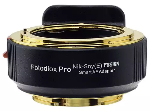 Der Fotodiox FUSION Smart AF Adapter