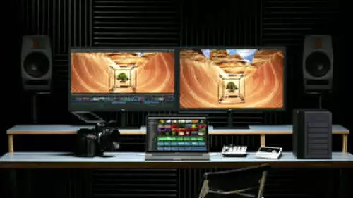 MacBook Pro Studio-Setup mit RED Kamera