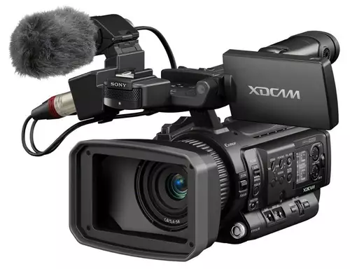 Sony PMW100, abgebildetes Mikrofon nicht im Lieferumfang enthalten