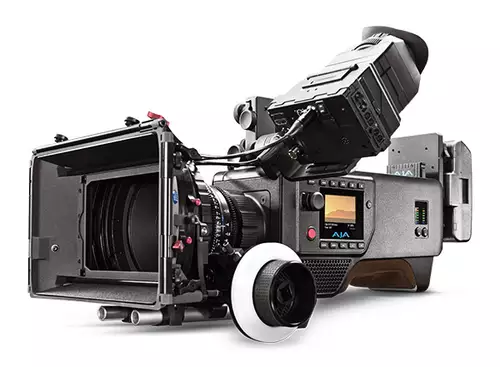 Die CION von AJA hier mit Cineroid Viewfinder