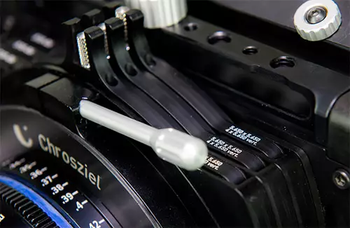 Bis zu drei Filterbühnen sind an der Chrosziel MB565.Cine1 montierbar