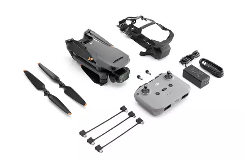 DJI Mavic 3 Classic Kit inkl. RC Controller und Zubehr