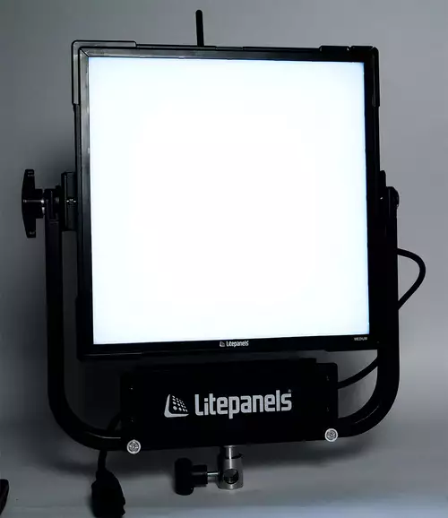 High End Litepanels Gemini 1x1 Soft LED - inkl. LUX, CRI und TLCI Messung // NAB 2019