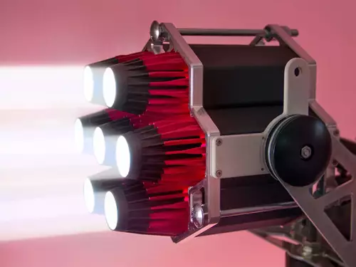 Sumolight Sumolaser: Ein Laser-Spotlight so hell wie ein 18-kW-HMI Scheinwerfer
