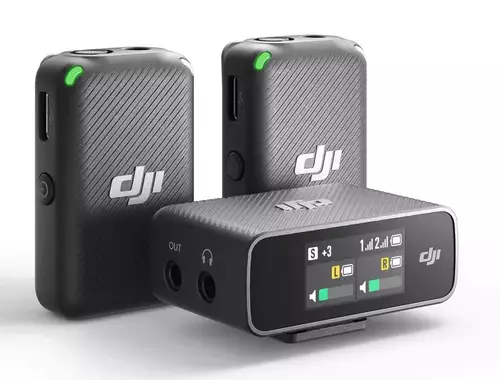 DJI Mic: Drahtloses 2-Kanal Clip-on Mikrofonsystem mit zwei Sendern