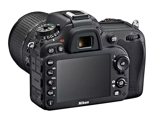 Mehr externe Funktionen bei der Nikon D7100