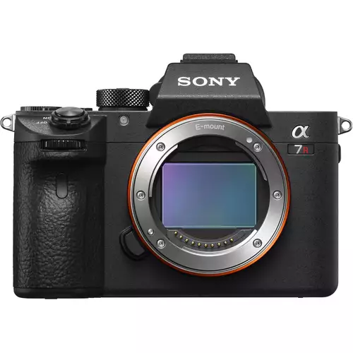 Sony Alpha 7R IV im Anflug - werden heute Sony A7S III, A9 II und Alpha 7000 ebenfalls vorgestellt?