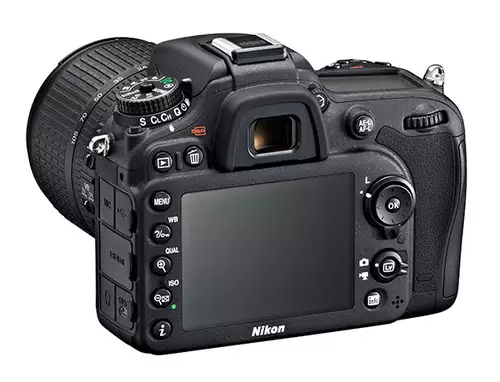 Nikon D7100 mehr nach außen geführte Funktionen als Nikon 5er Reihe