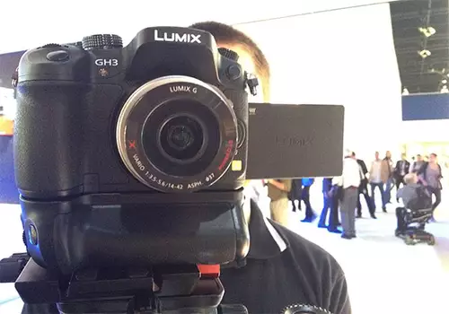 Photokina 2012 – mehr Video-DSLR geht kaum ... : PanaGH3 Stativ