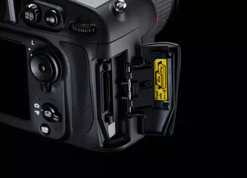 Nikon D800 Duale Cardslots