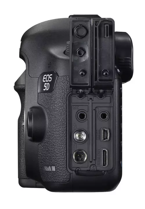  Canon EOS 5D Mark III mit Kophreranschluss und Stereomikrofonbuchse
