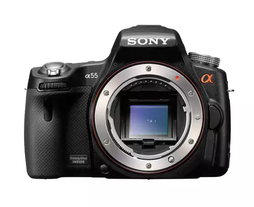 Sony Alpha 55 mit Blick auf den halbdurchlässigen Spiegel