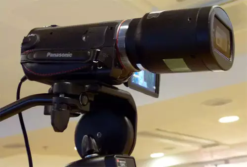 Panasonics HDC-SDT750 3D Camcorder in freier Wildbahn