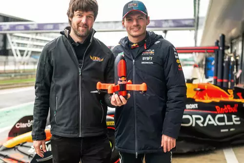 Ralph Hogenbirk, Max Verstappen und die Red Bull Drone 1