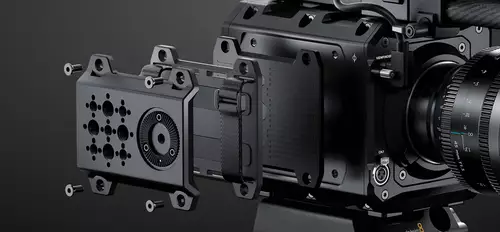 Blackmagic PYXIS 6K:  Die Vollformat "Box"-Kamera mit Viewfinder, 2x SDI, Sideplates (!) uvm.