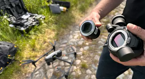 DJI Inspire 3 im Praxistest: Erste Aufnahmen mit DJIs 8K RAW Flaggschiff-Drohne : INpire3ObjektivMontage