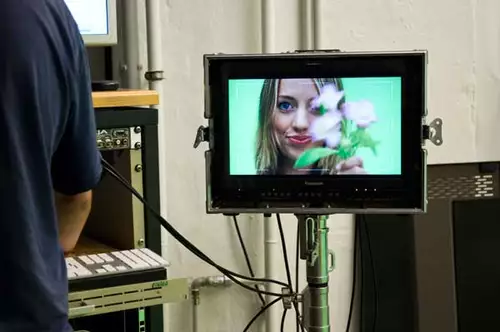 Im Greenscreenstudio mit der Sony PMW EX3 : blume monitor