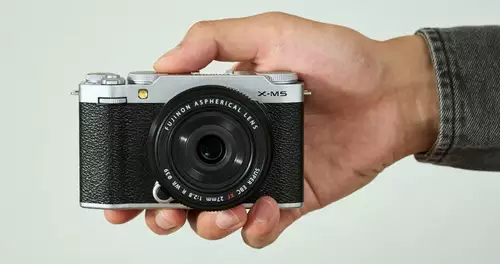 Neue Fujifilm X-M5 filmt in 6.2K, kostet ab 899 Euro