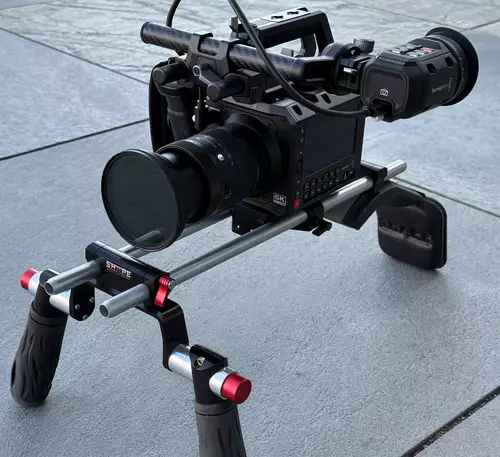 Pyxis im slashCam Schulter-Rig