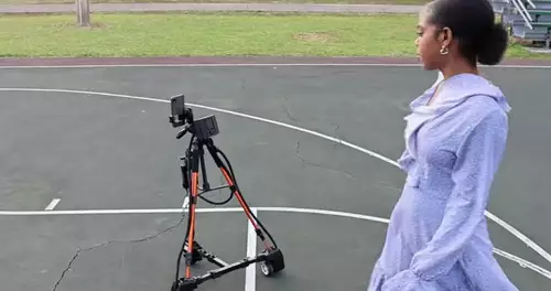 Roll Cam Ai Robo-Stativ - das soll Kameraleute ersetzen?