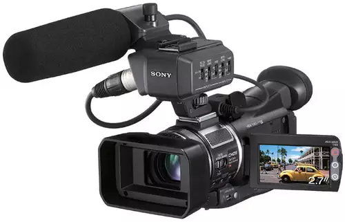 Handling Test Sony HVR-A1E : header