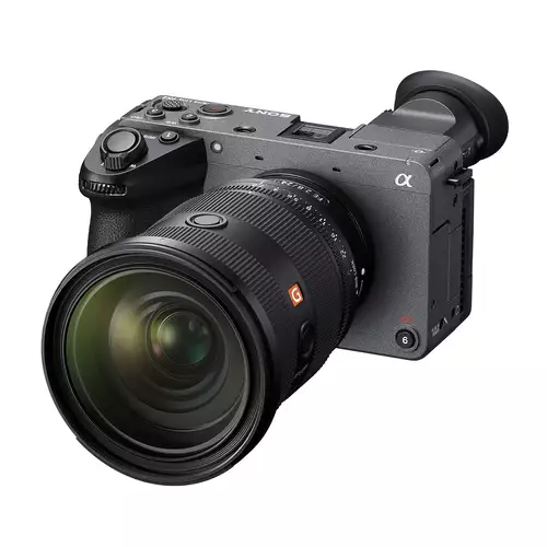 Vielseitigste Sony Cine-Cam Sony FX2 im Praxistest: Erstmalig neigbarer Sucher, Cine-Gehäuse wie FX3, 33 MP Fullframe CMOS : SonyFX2 1