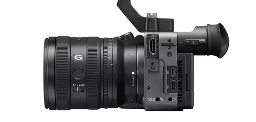 Sony FX2 Sucher ermöglicht auch mehr Kontaktpunkte am Körper