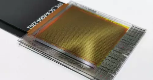 Perovskite sensor as thin-film prototype 