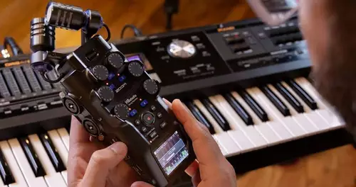 Zoom H6studio Handy Recorder - Gromembran-Mobilrecorder mit 32-Bit-Float