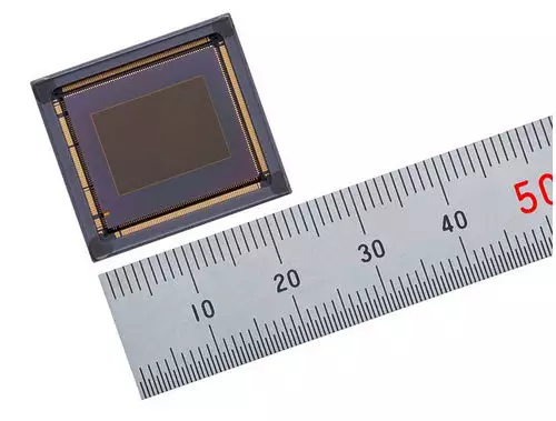 New 4K image sensor with 148dB dynamic range from Canon