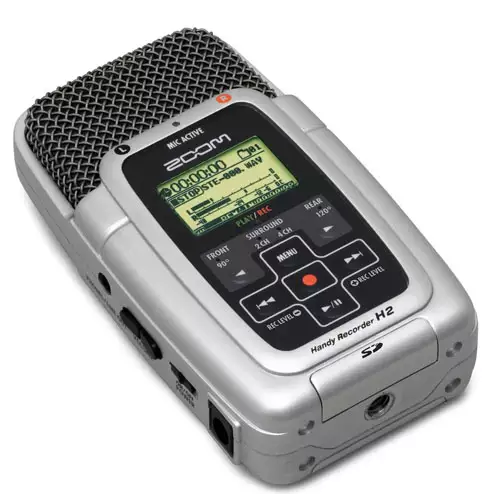 Mobile Audio-Helfer – Vier Fieldrecoder kurz betrachtet : zoomh2