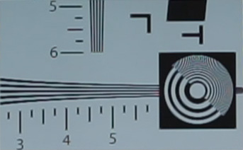 Die A7 produziert beim Skalieren für den Videomodus ähnlichen Pixelmatsch wie viele andere filmende Sony-Fotokameras.