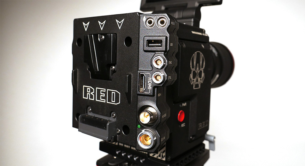 V2 500. Red Raven 4.5k джиюн Крейн 2с. Fps 300m. DSMC 2 Outrigger Handle. Порт gig-e, которым оснащен экспандер dsmc2 ®.