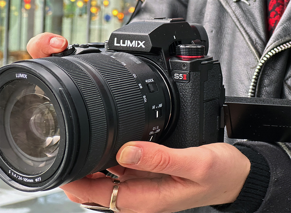 Test Panasonic S5 II mit PhasenAutofokus in der Videopraxis